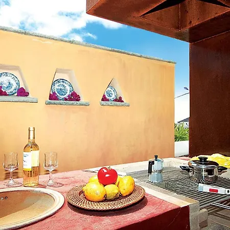 Villa Yaiza Sleeps 4 Wifi *