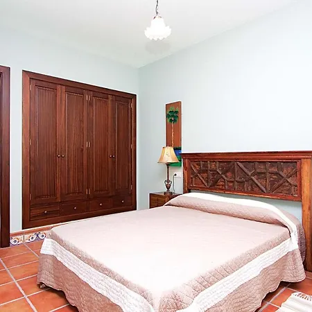 Yaiza Sleeps 4 Wifi Villa *
